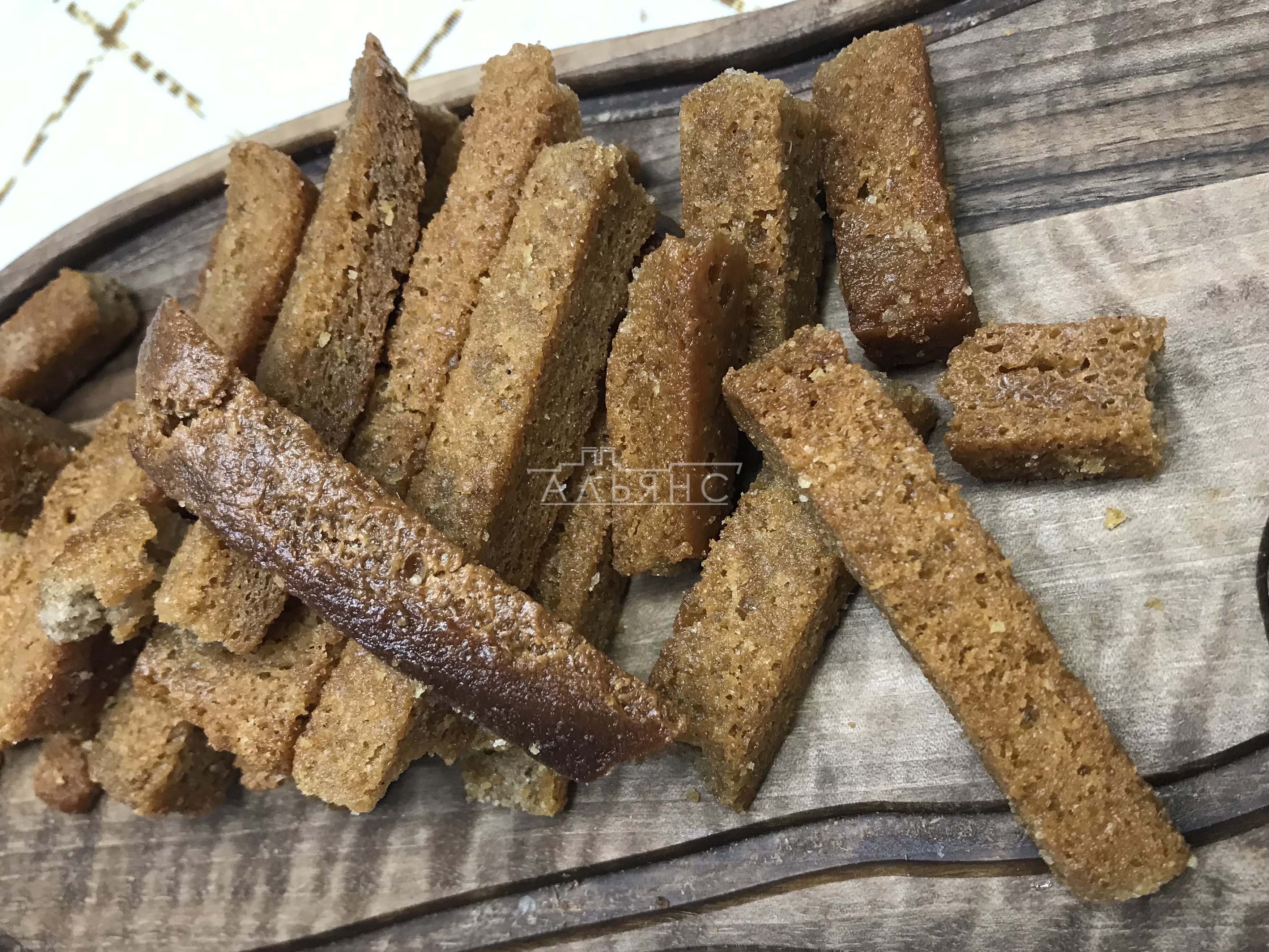Деревенские гренки с чесноком в Междуреченске