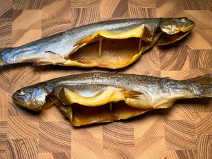 Язь (бабочка) холодного копчения: Форель радужная х/к