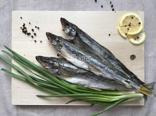 Вобла соломка: Корюшка вяленая с икрой