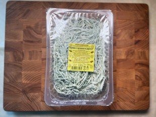 Фрайчизы со вкусом салями (100 гр.): Сыр Чечил паутинка (зелень чеснок)  500 гр.