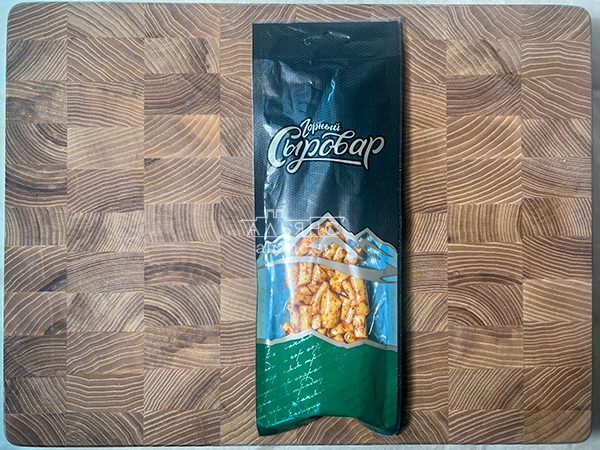 Сыр 60 гр ГОРНЫЙ СЫРОВАР (Бочонок копчёный с аджикой) в Междуреченске